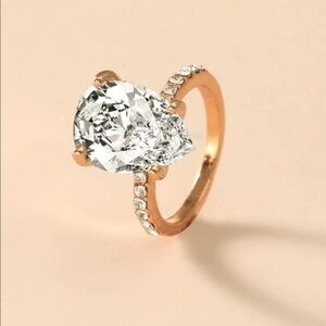 💋 Wedding cubic zirconia faux diamond pear wedding engagement ring 💍 gold